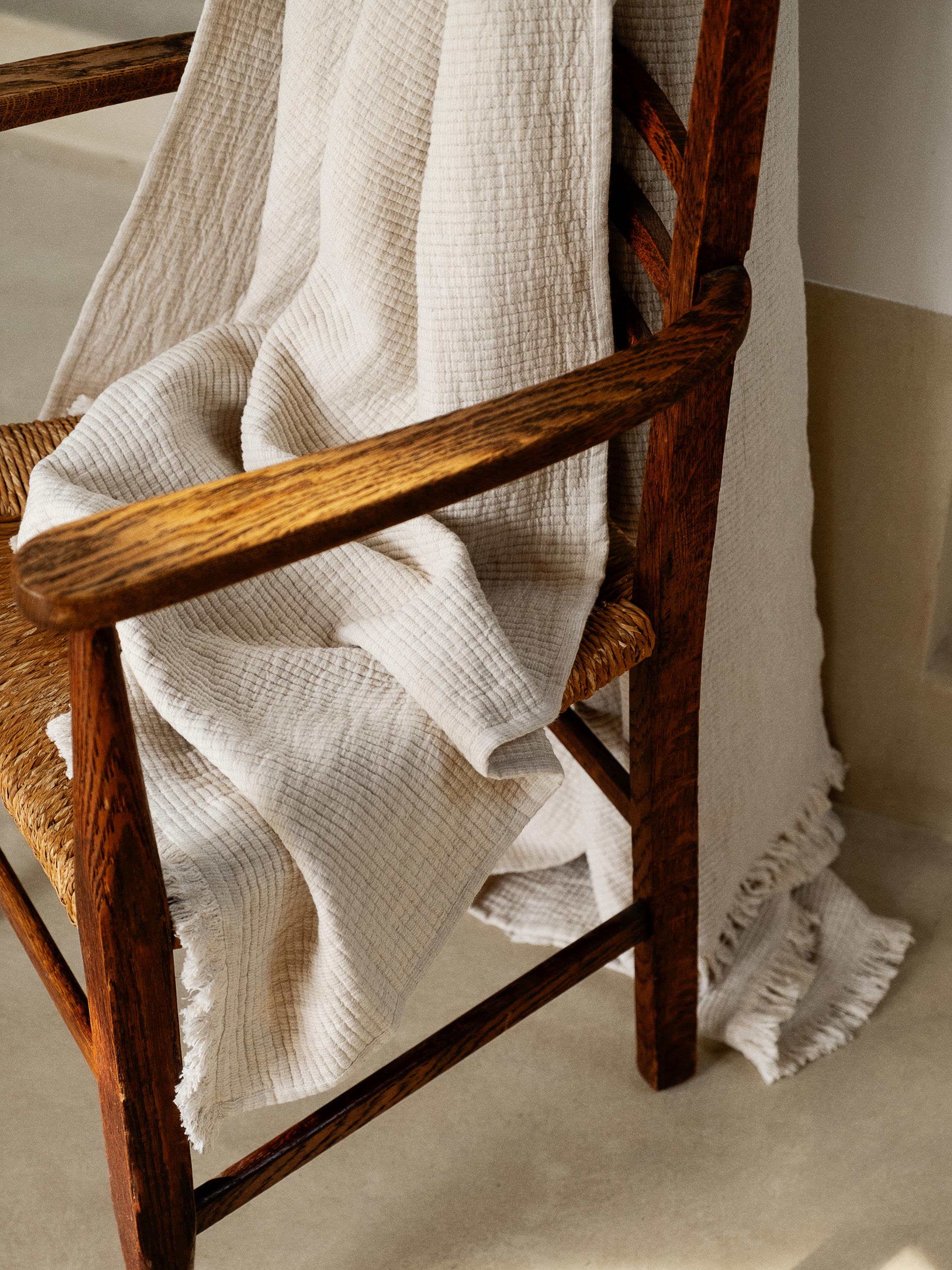 Oatmeal Textured Cotton Throw Blanket - Soft Fringe - Image 2